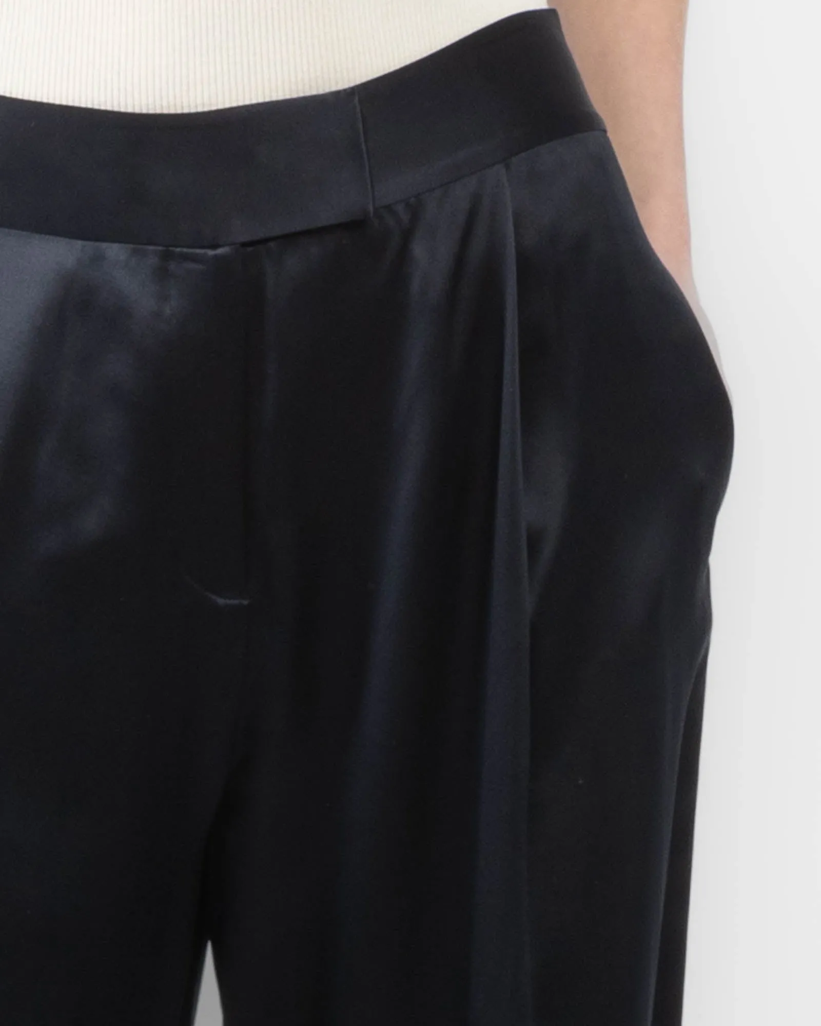 Relaxed Trousers sold by TNT Fashion product image thumbnail 5