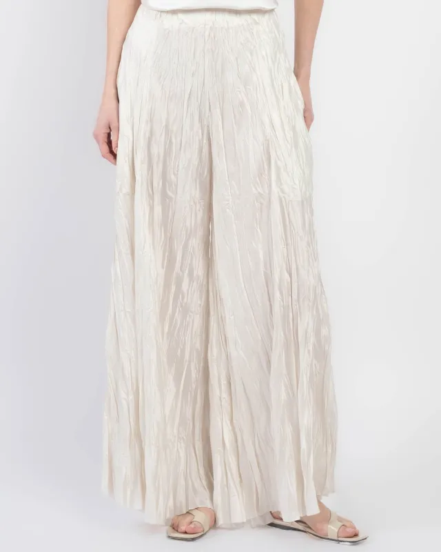 Pleated Pants sold by TNT Fashion