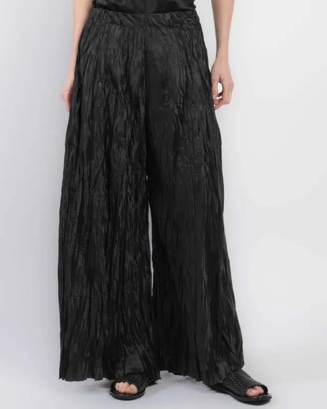 Pleated Pants sold by TNT Fashion
