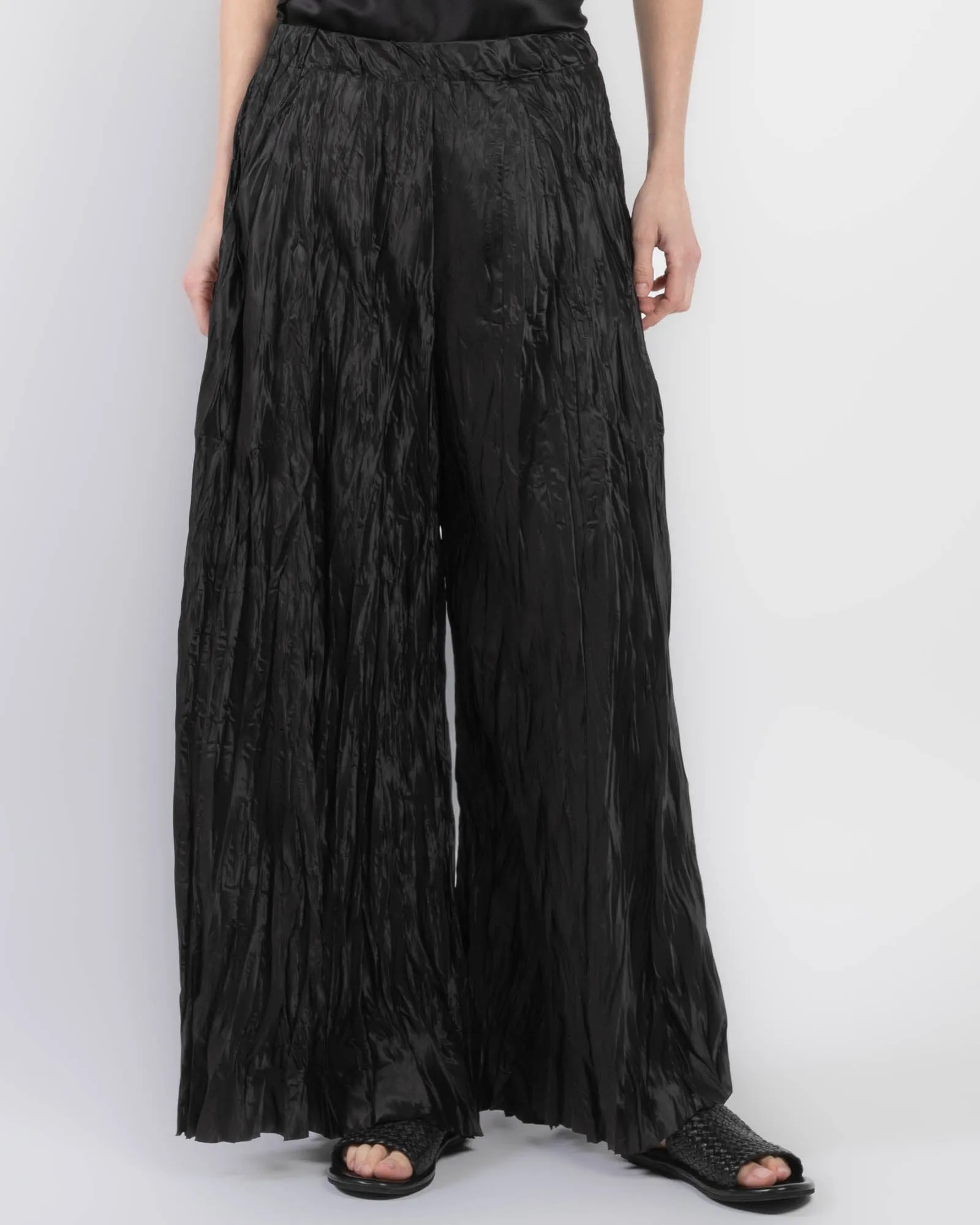 Pleated Pants sold by TNT Fashion