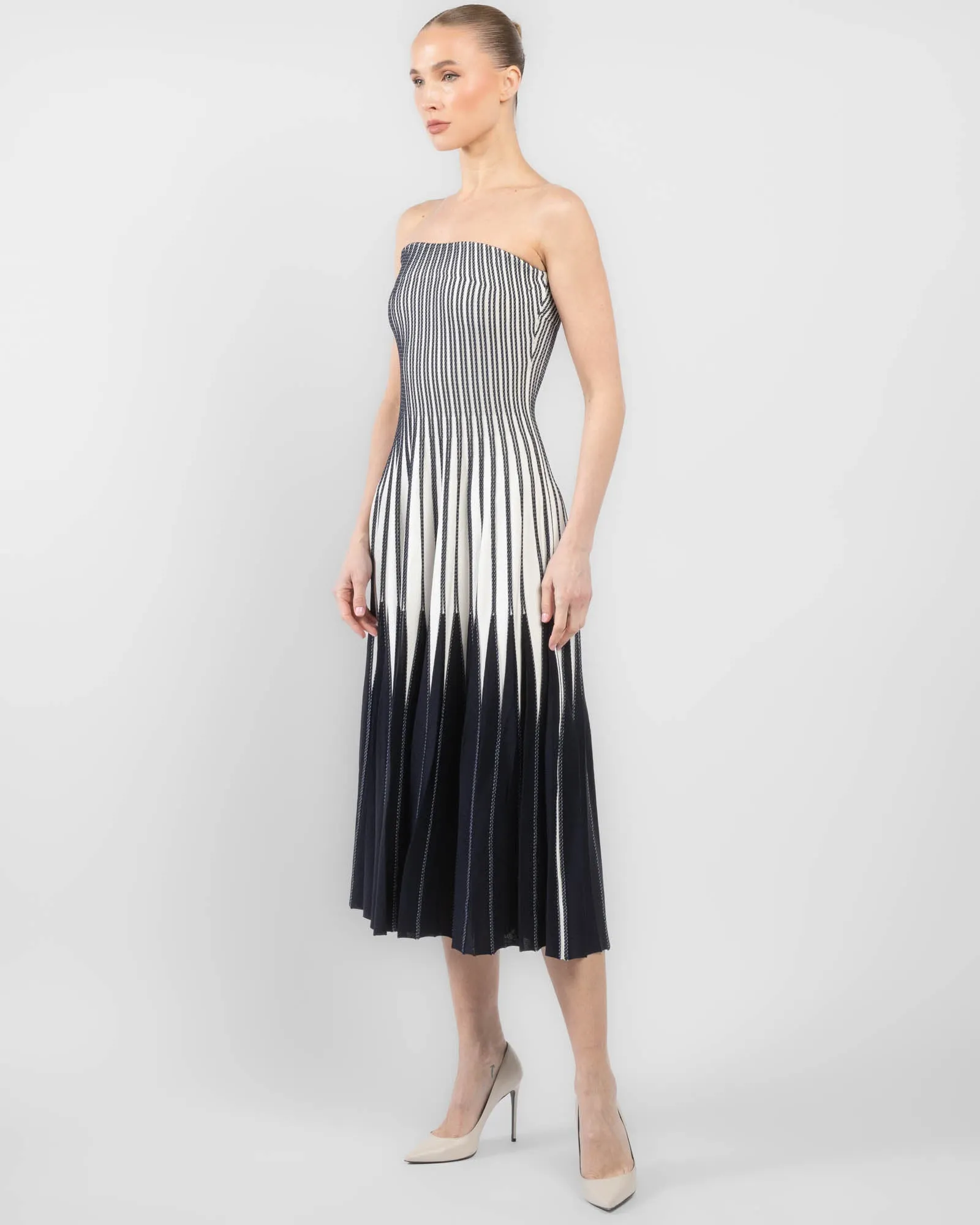 Soleil Midi Dress sold by TNT Fashion product image thumbnail 4