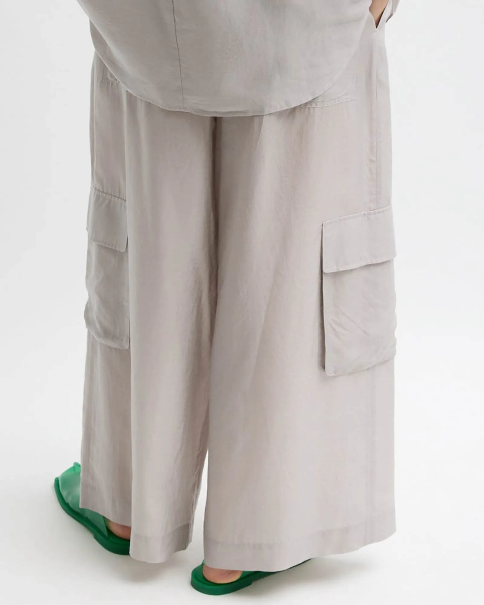 Voile Triple Pleat Pants sold by TNT Fashion product image thumbnail 3
