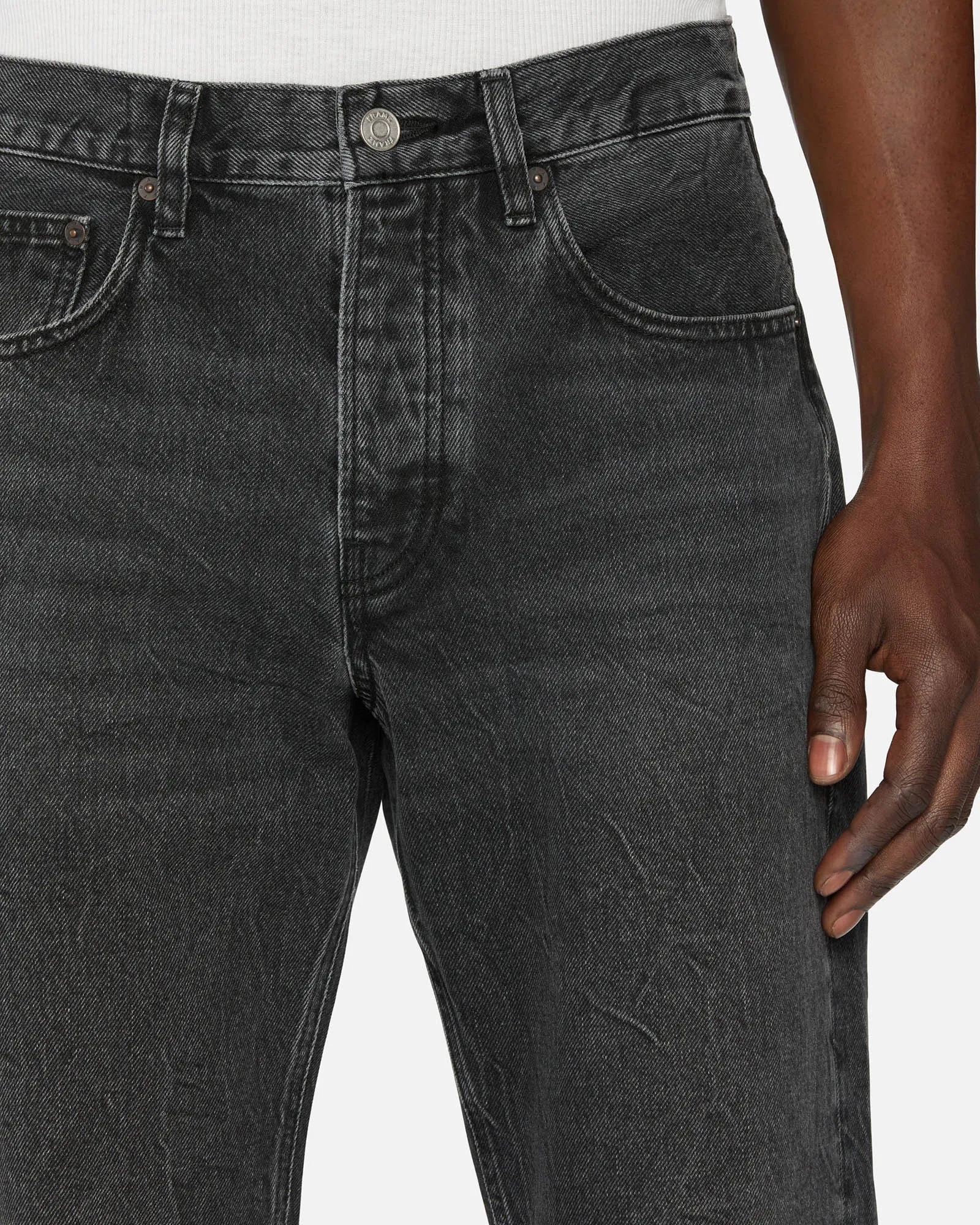The Straight Jean sold by TNT Fashion product image thumbnail 4