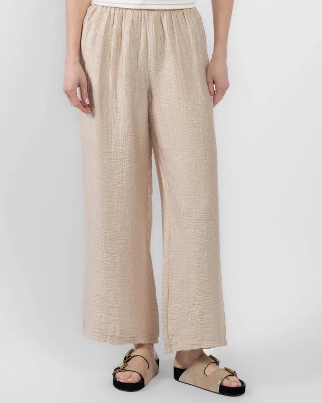 Pants sold by TNT Fashion