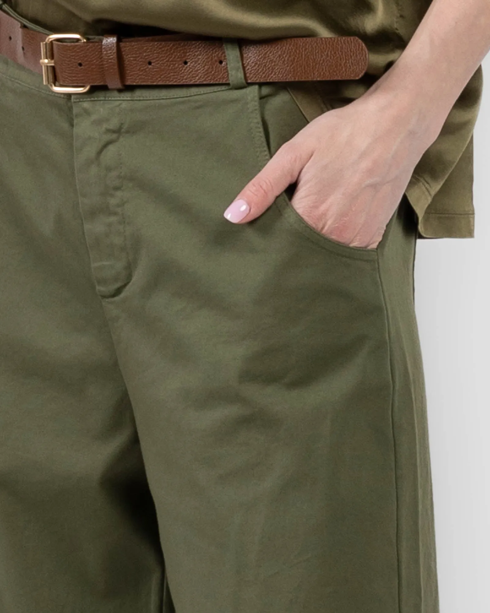 3/4 Pants sold by TNT Fashion product image thumbnail 5