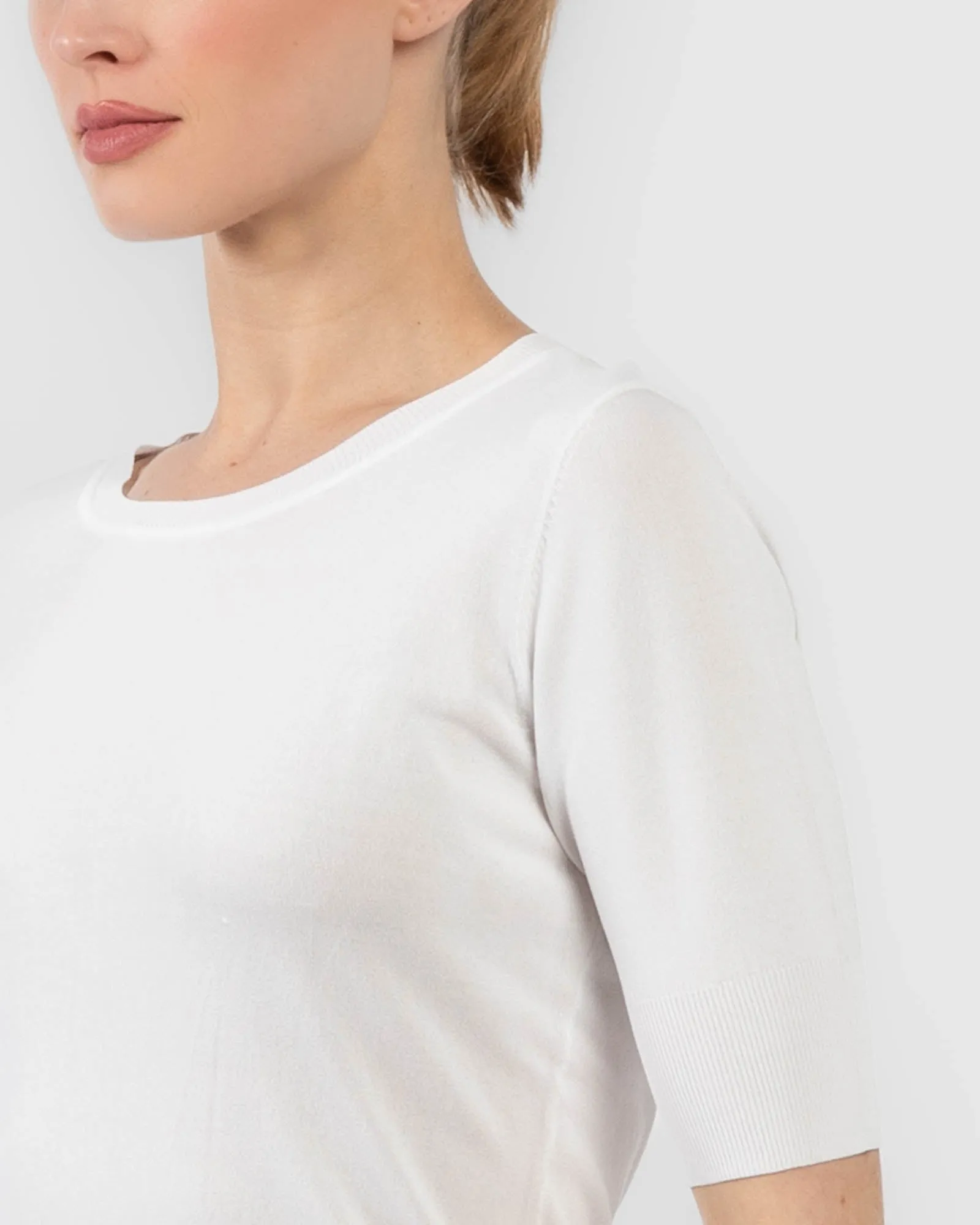 Beged Short Sleeve Top sold by TNT Fashion product image thumbnail 5