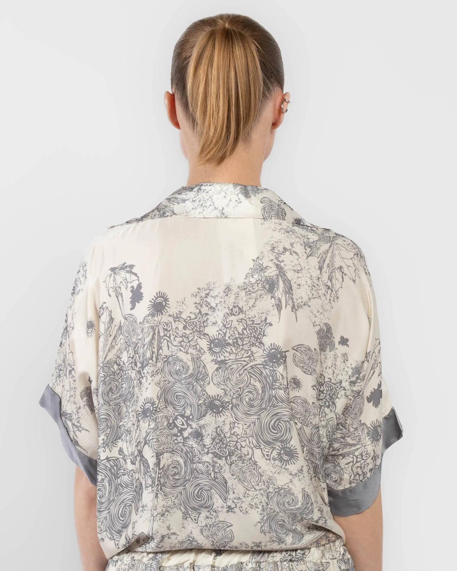 Print Top sold by TNT Fashion product image thumbnail 3