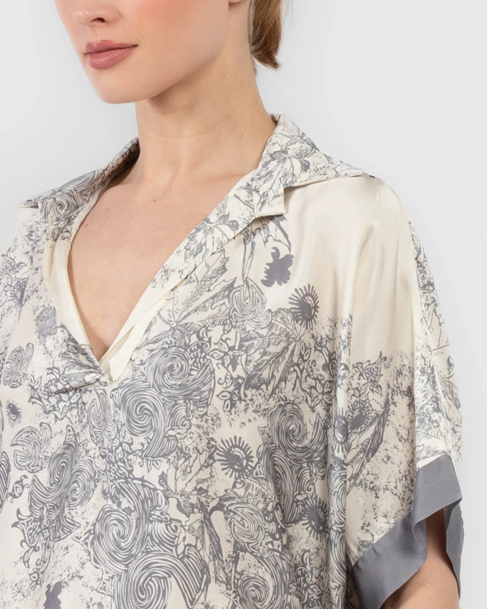 Print Top sold by TNT Fashion product image thumbnail 5