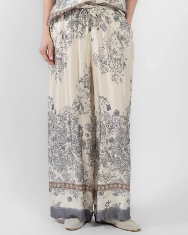 Print Pants sold by TNT Fashion