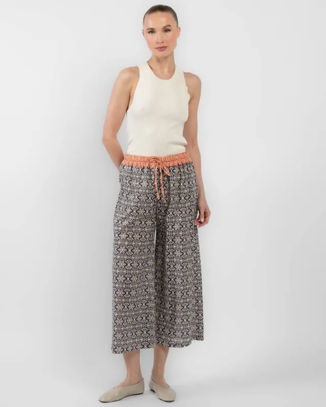 Print Pants sold by TNT Fashion