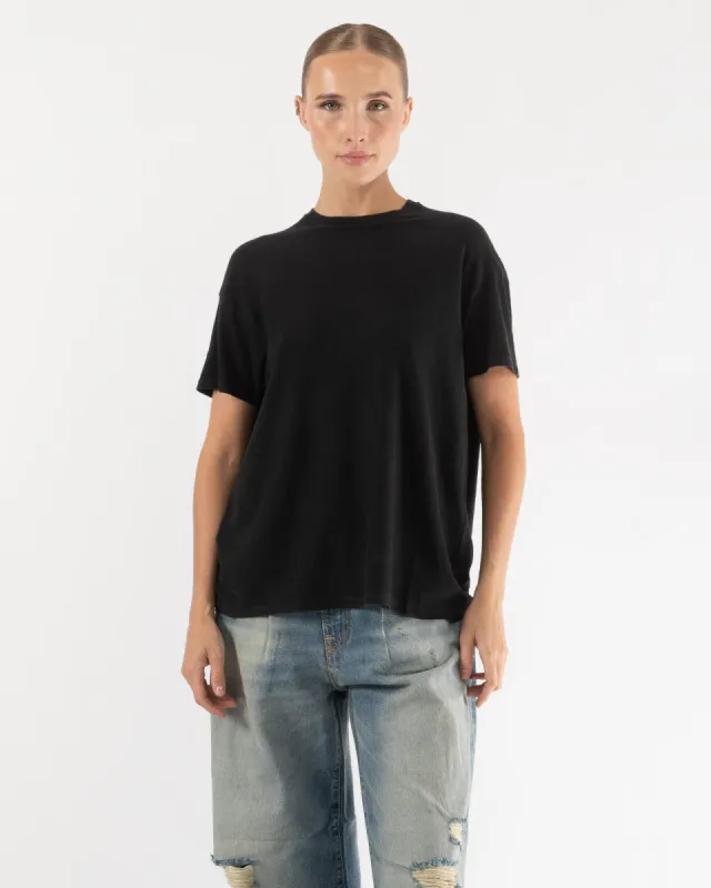 Boxy Seamless T-Shirt sold by TNT Fashion