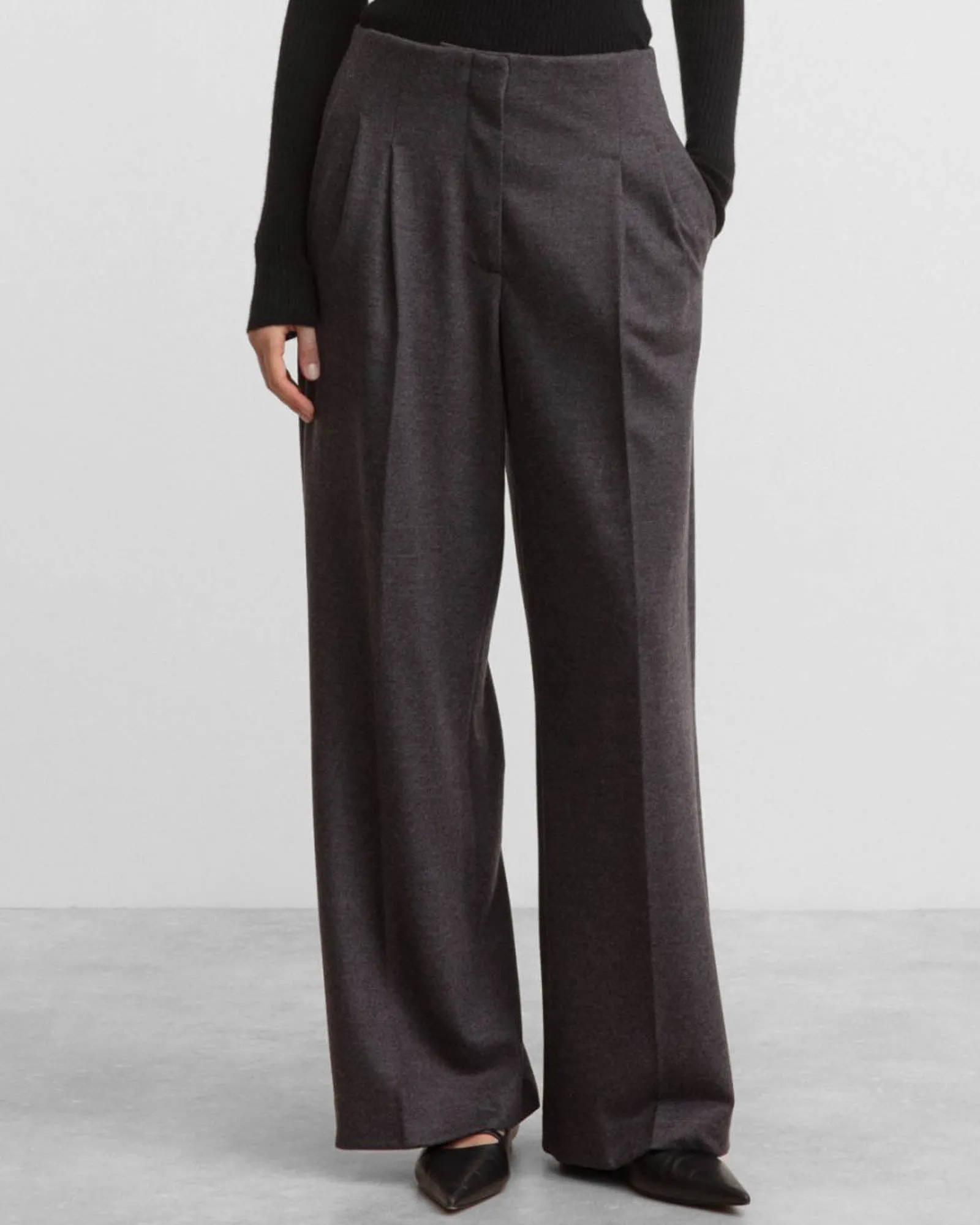 Lainie Uni Pants sold by TNT Fashion