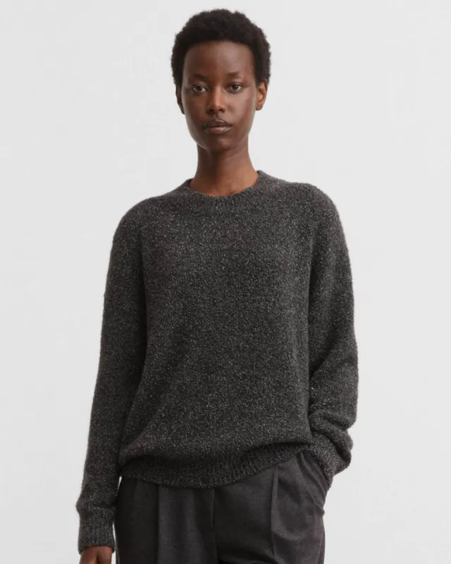 Molde Sweater sold by TNT Fashion