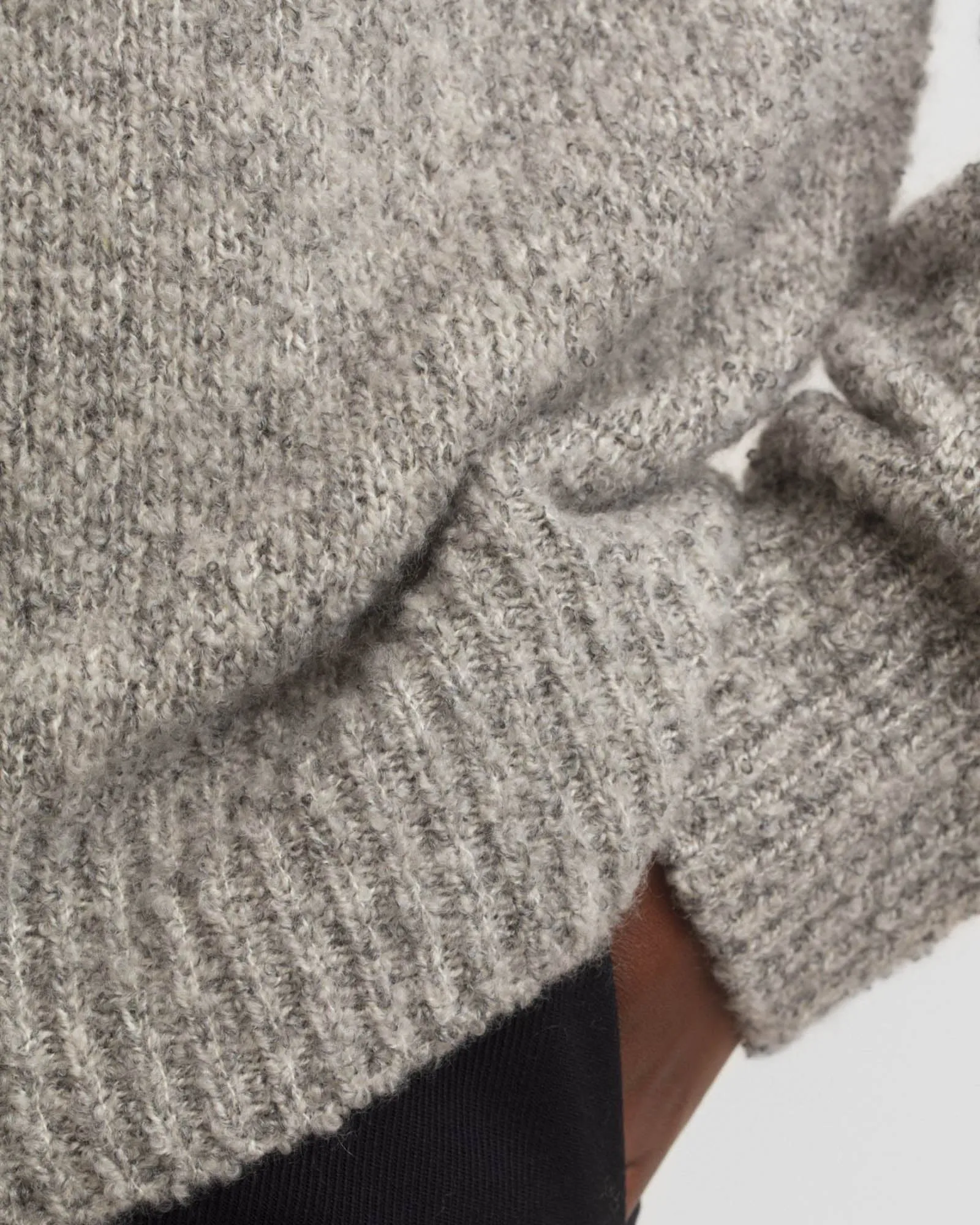 Molde Sweater sold by TNT Fashion product image thumbnail 4