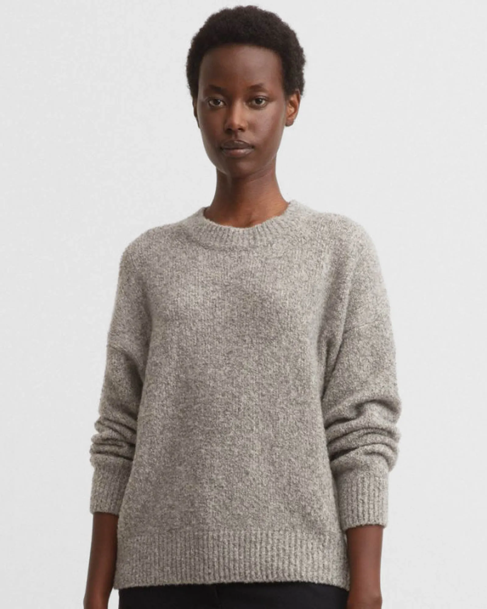 Molde Sweater sold by TNT Fashion