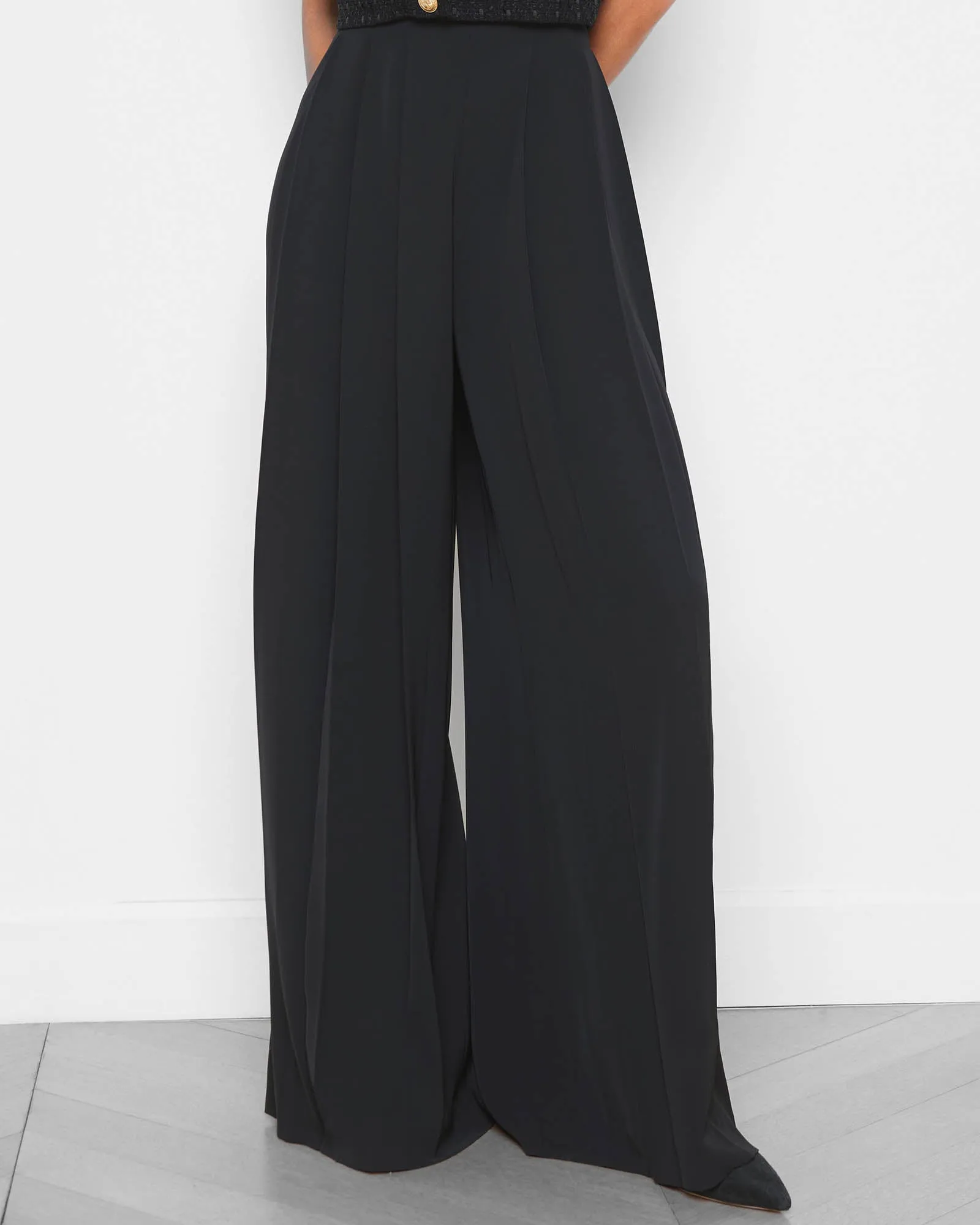 Nova Pleated Pants sold by TNT Fashion