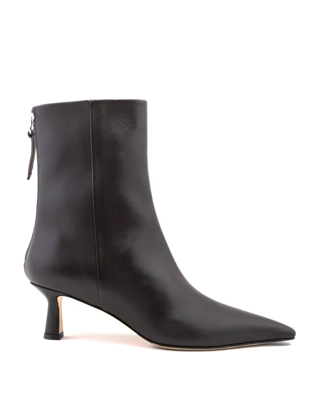 Rowan Boots sold by TNT Fashion