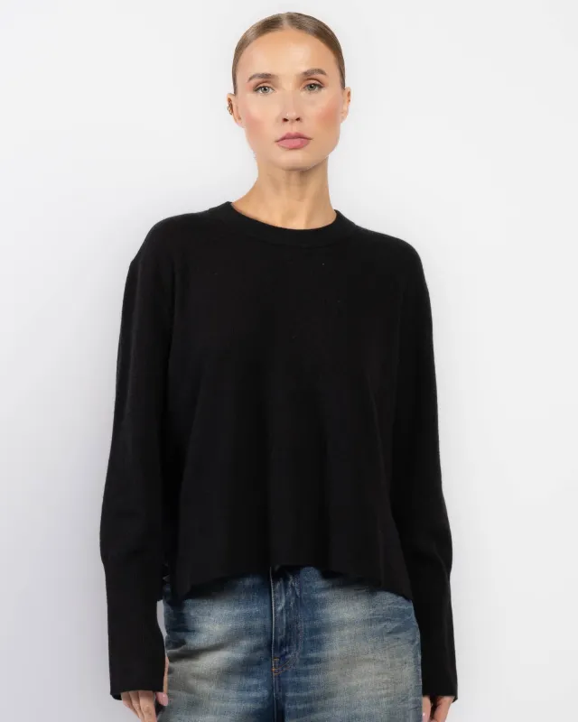 Warren Crewneck sold by TNT Fashion