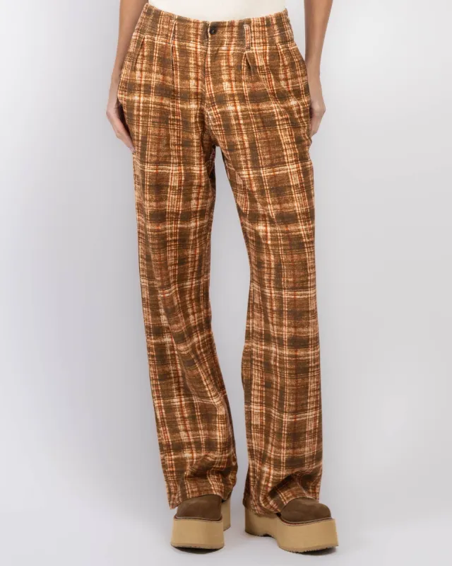 Double Pleat Sweatpants sold by TNT Fashion