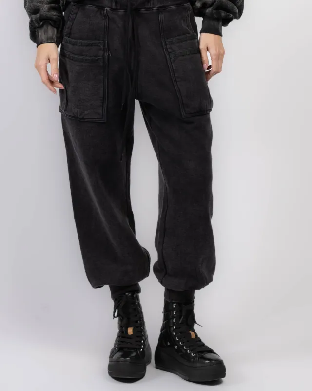 Layer Pocket Sweatpants sold by TNT Fashion