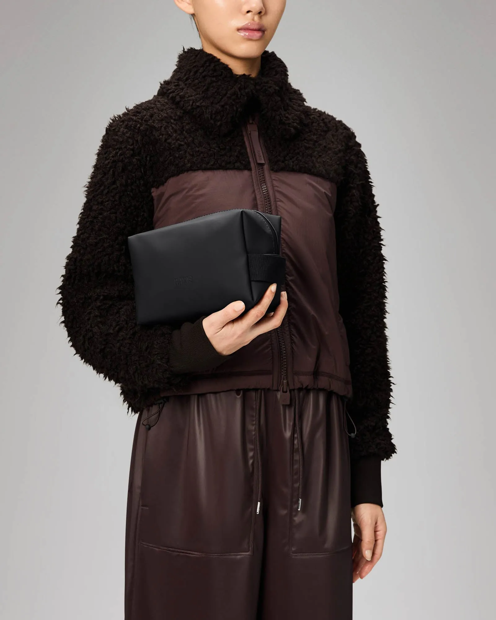 Small Wash Bag sold by TNT Fashion product image thumbnail 2