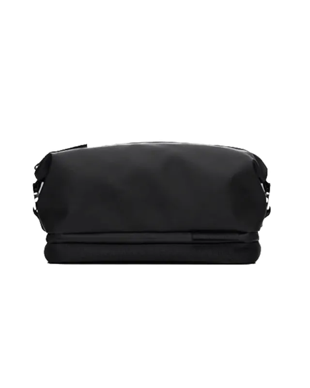 Otaru Wash Bag sold by TNT Fashion