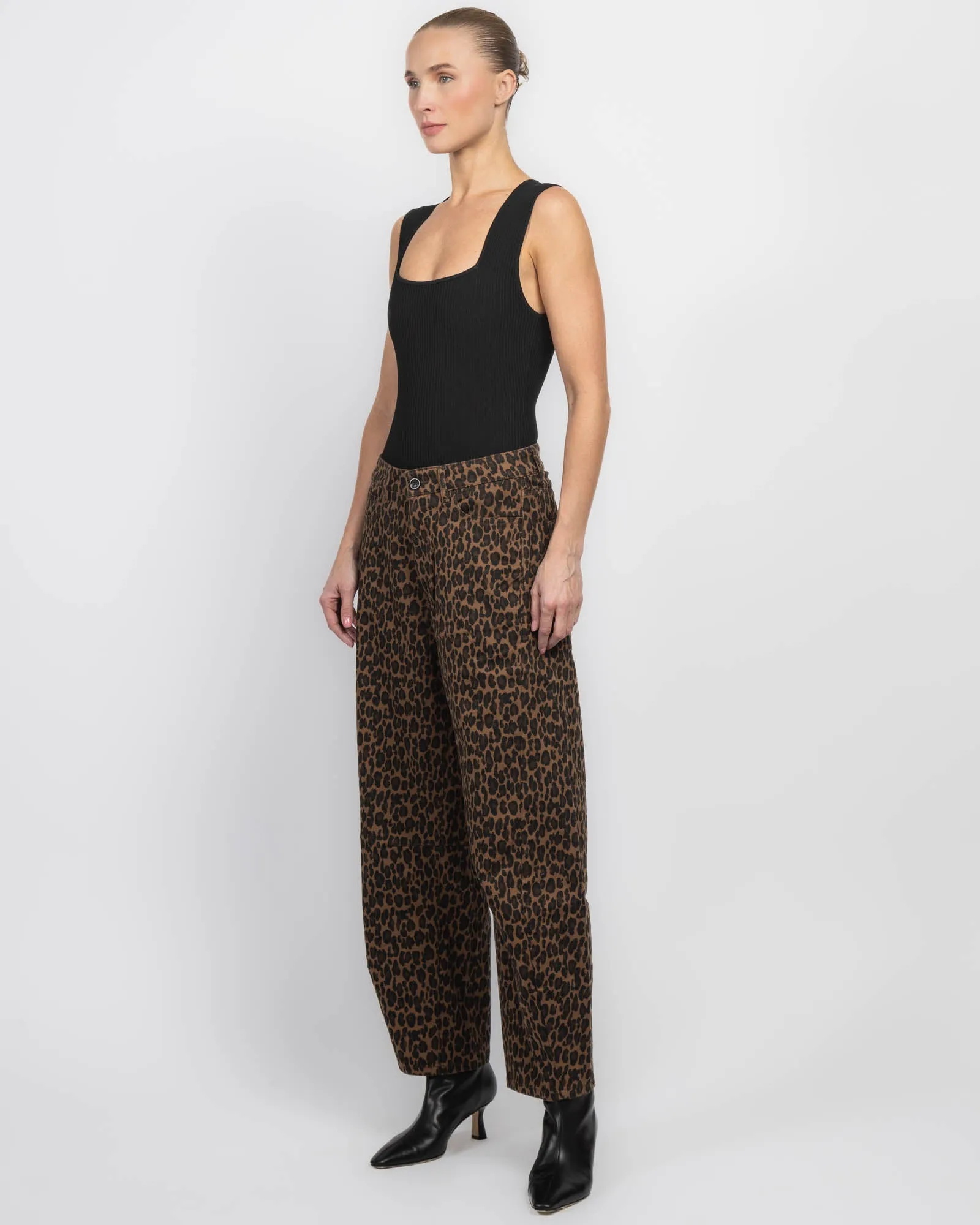 Miro Barrel Jeans sold by TNT Fashion product image thumbnail 4