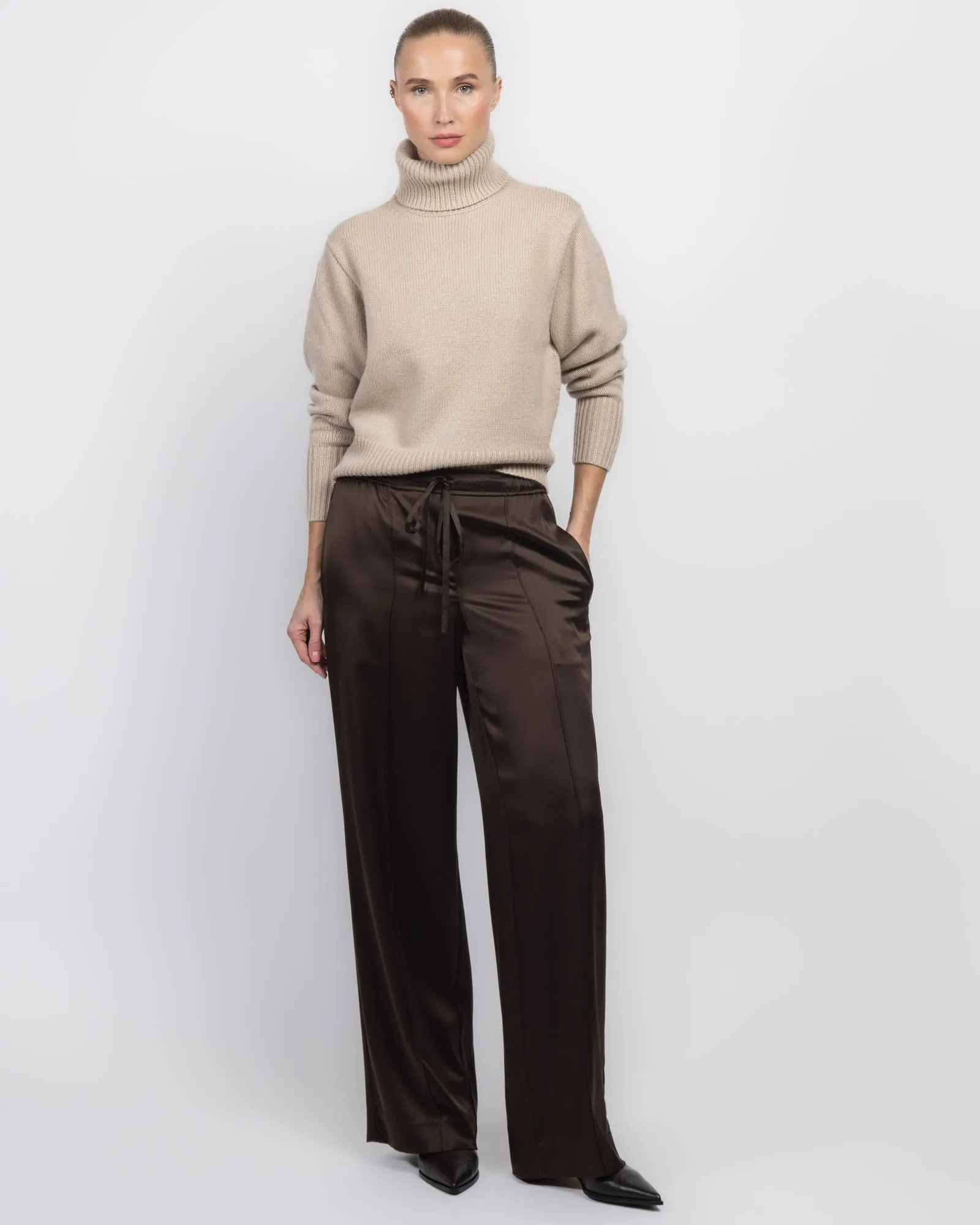 Lauren Pants sold by TNT Fashion product image thumbnail 2