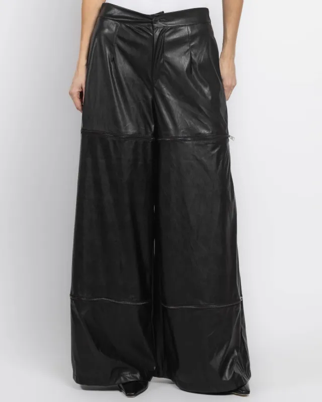 Ecopelle Zipper Pants sold by TNT Fashion