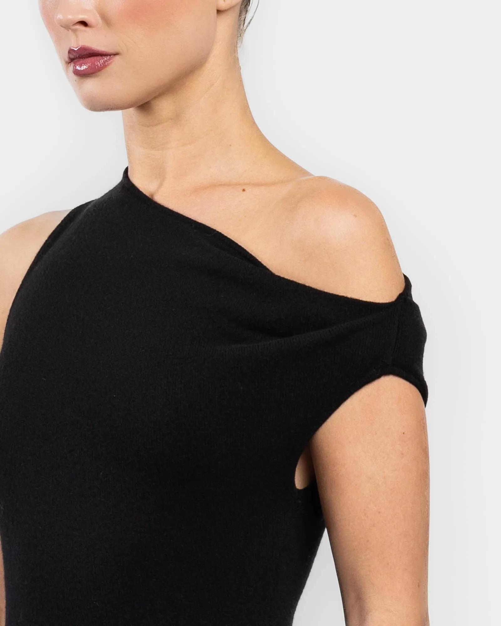 Asymmetric Twist Dress sold by TNT Fashion product image thumbnail 5