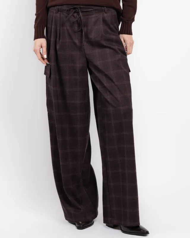 Pants sold by TNT Fashion