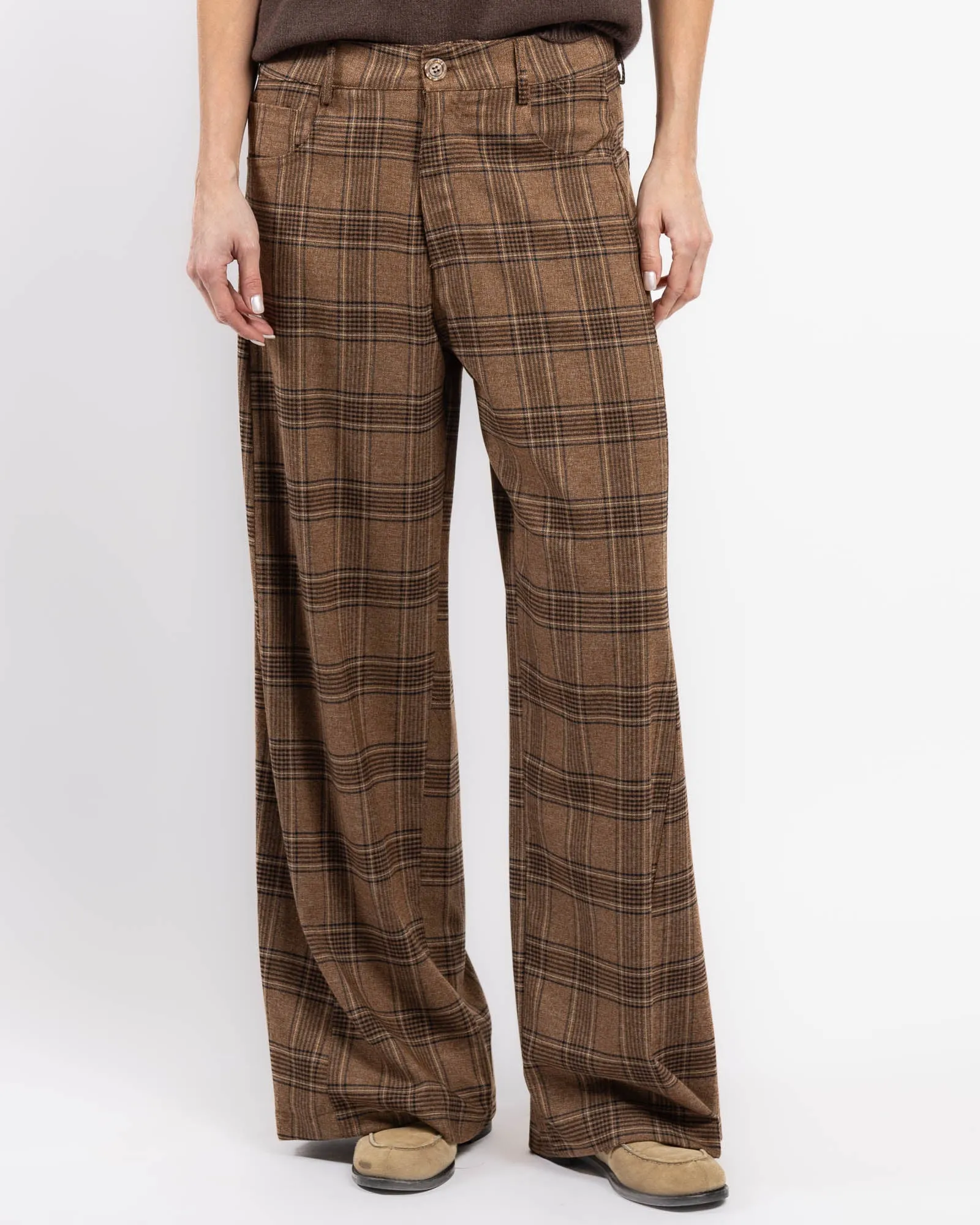 Trousers sold by TNT Fashion