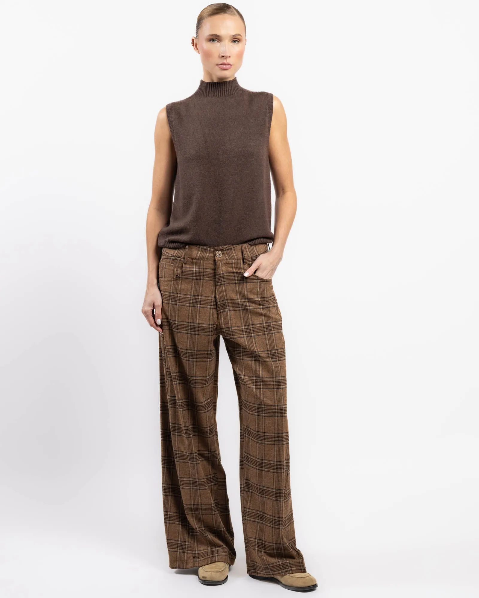 Trousers sold by TNT Fashion product image thumbnail 2