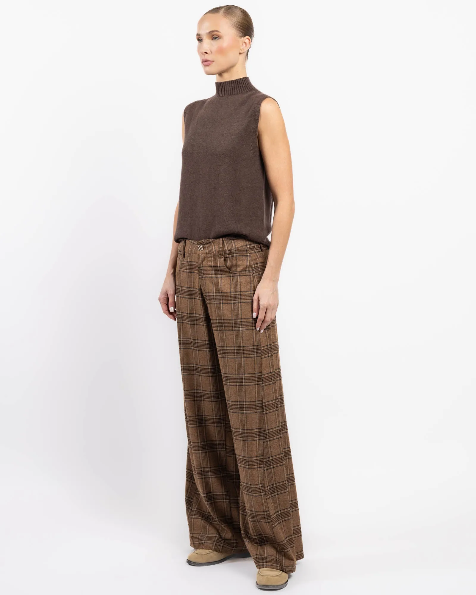 Trousers sold by TNT Fashion product image thumbnail 4