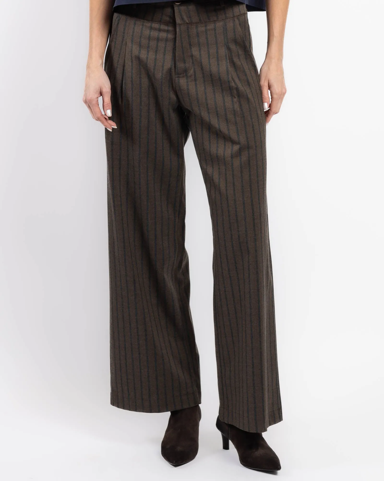 Trousers sold by TNT Fashion