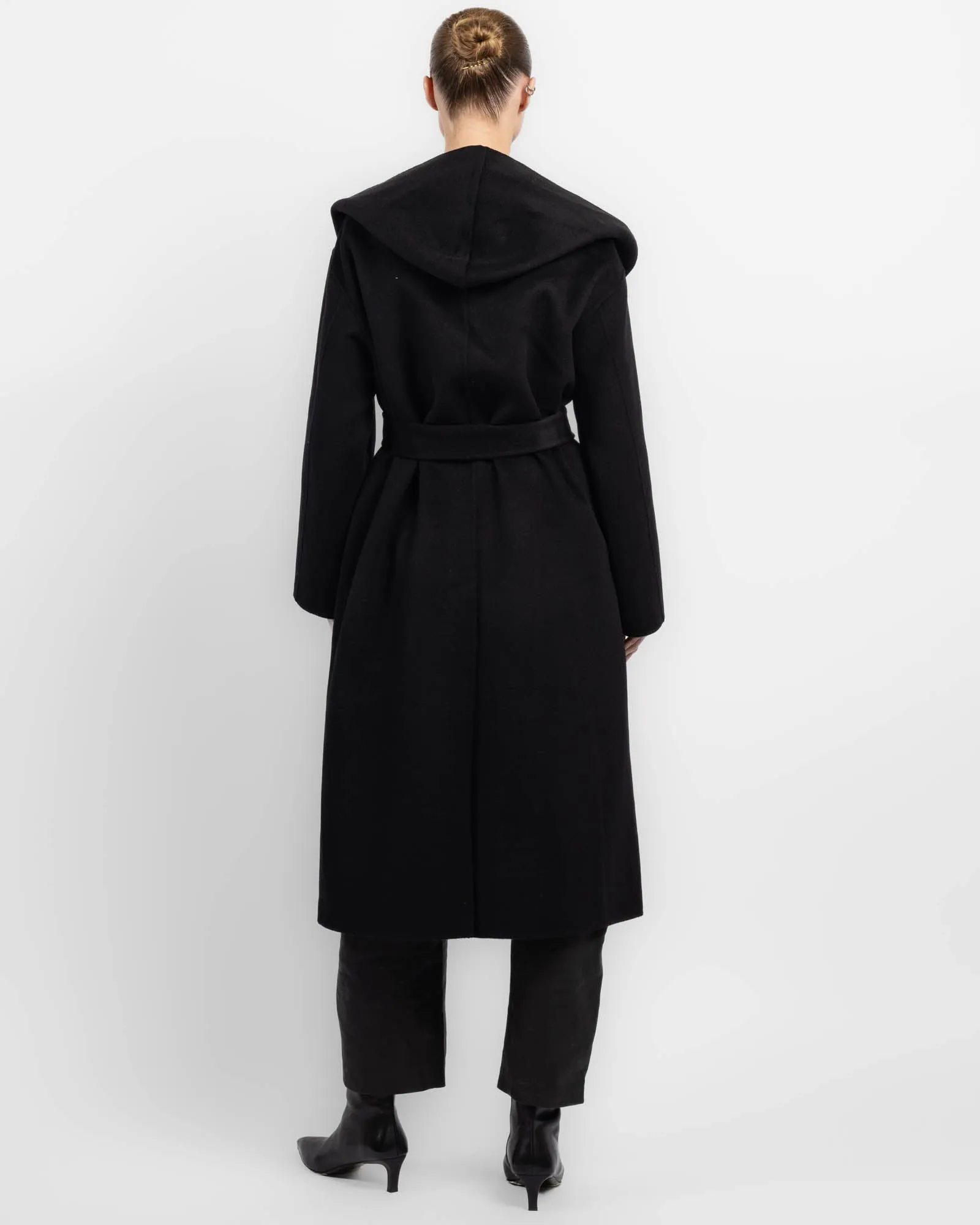 Coat sold by TNT Fashion product image thumbnail 3