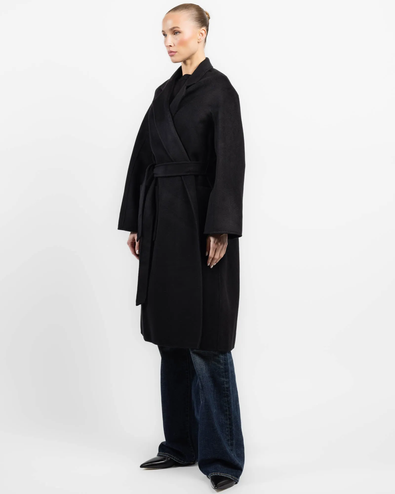 Coat sold by TNT Fashion product image thumbnail 4