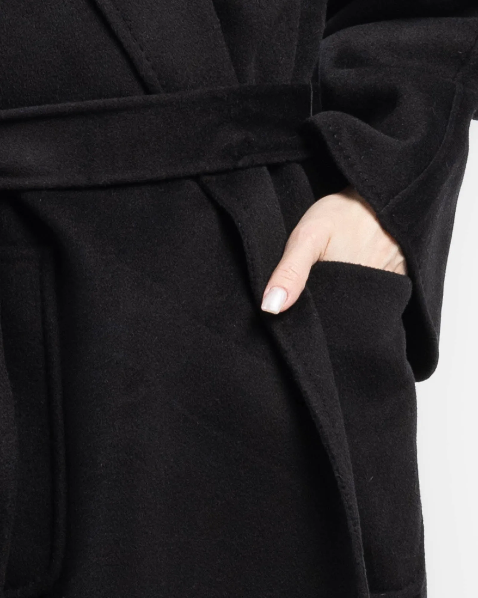 Coat sold by TNT Fashion product image thumbnail 5