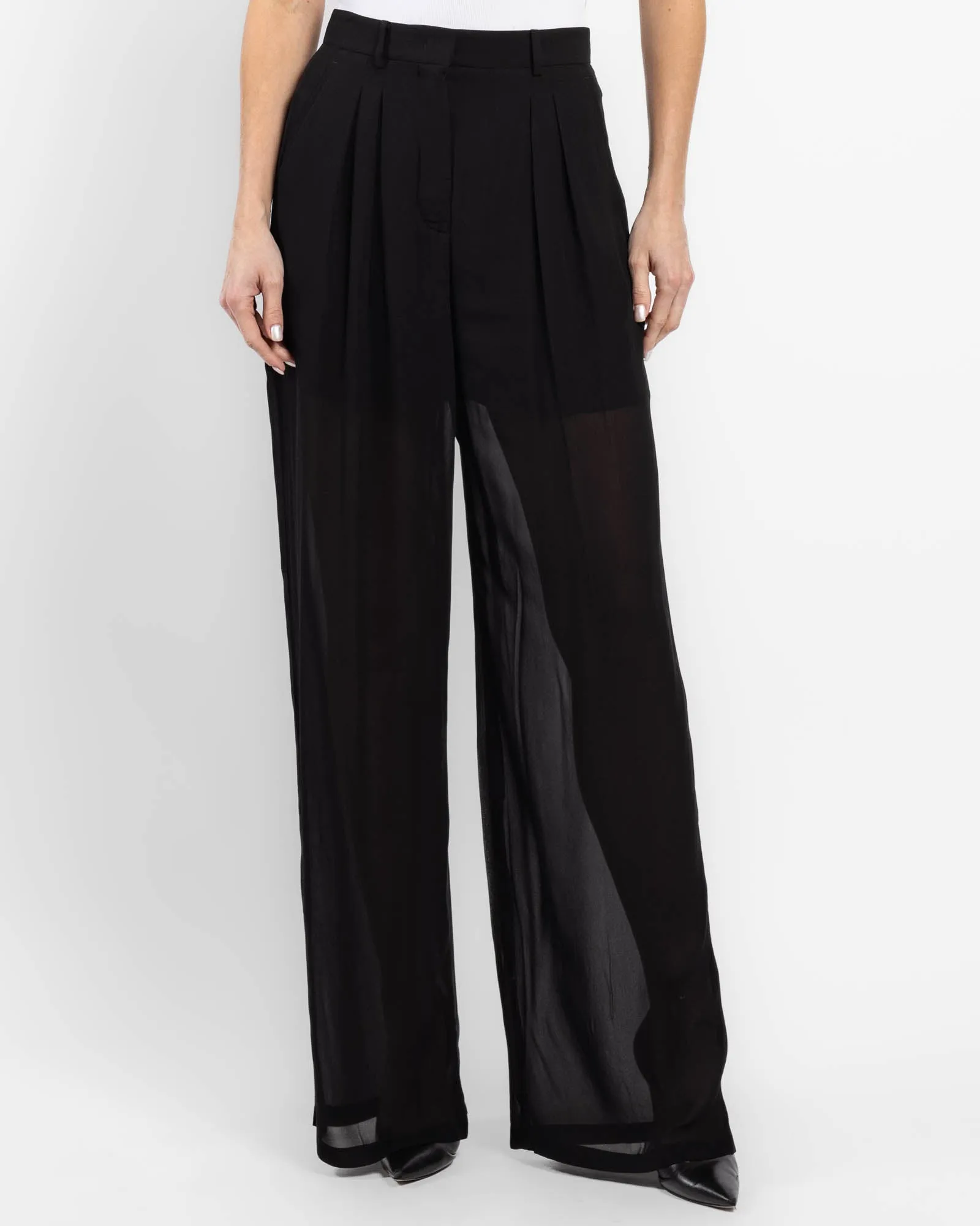 Trousers sold by TNT Fashion
