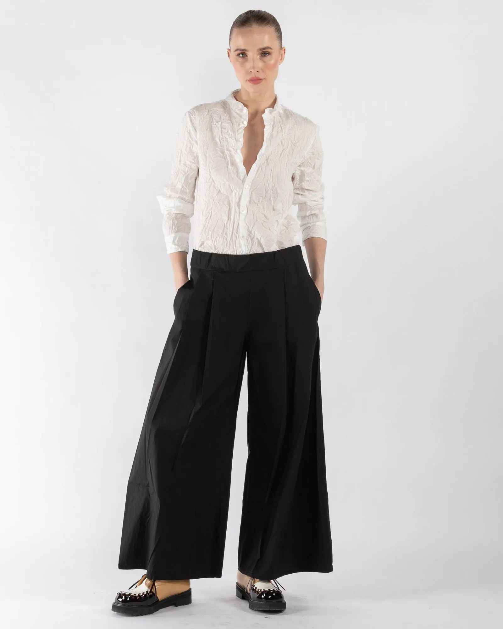 Panta Dalla Pants sold by TNT Fashion product image thumbnail 2