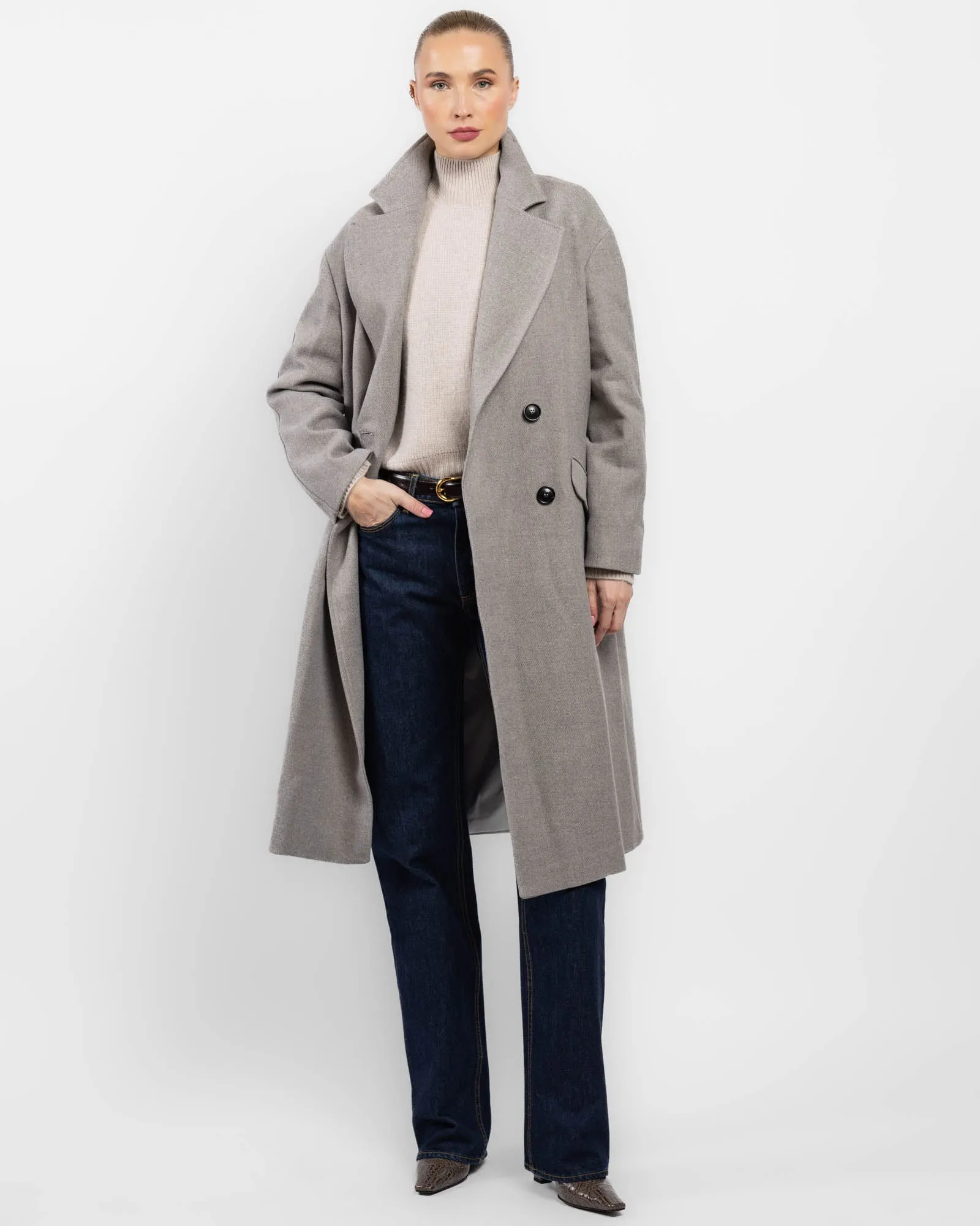 Coat sold by TNT Fashion product image thumbnail 2