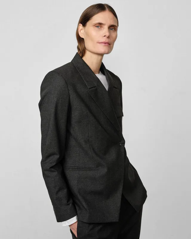 Oprah Blazer sold by TNT Fashion