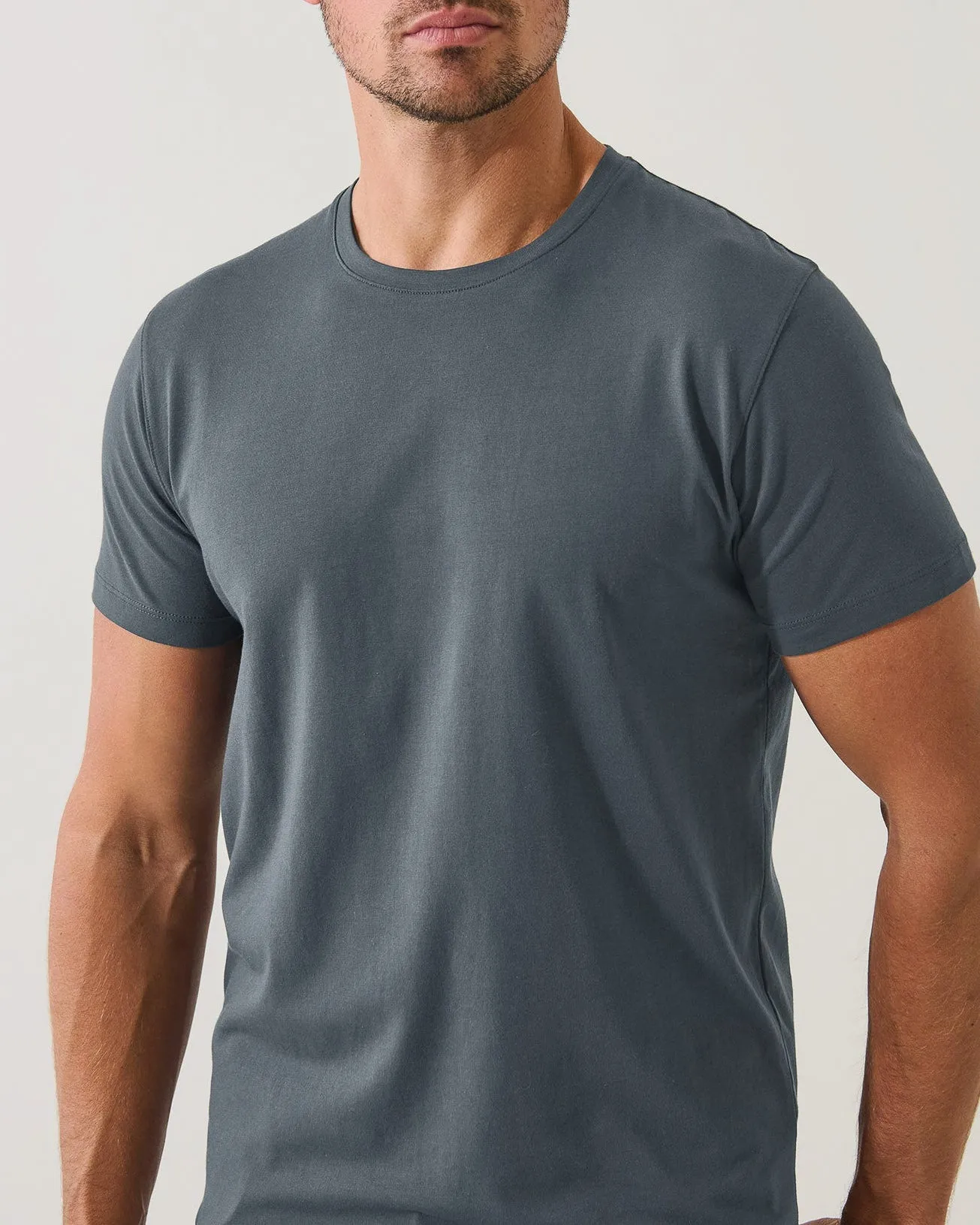 Short Sleeve Stretch Crew T-Shirt sold by TNT Fashion product image thumbnail 3