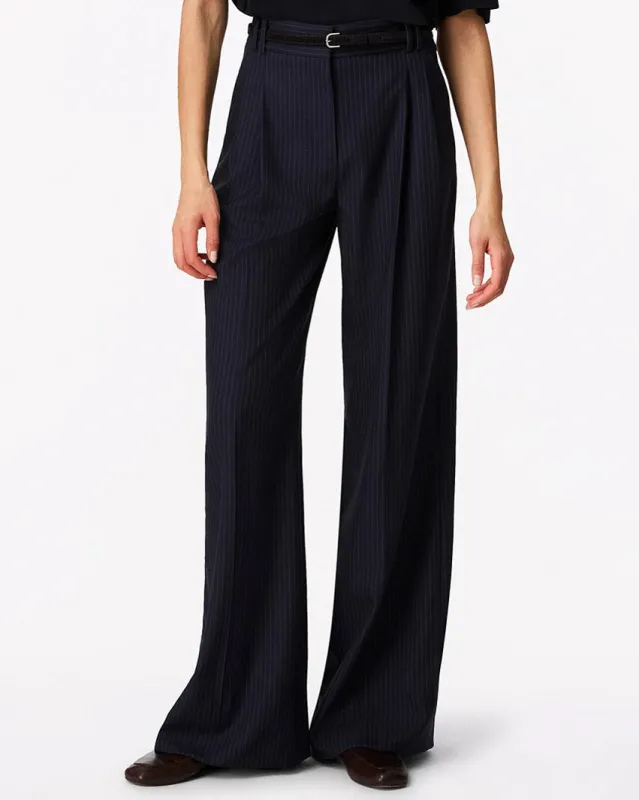 Pleated Trousers sold by TNT Fashion