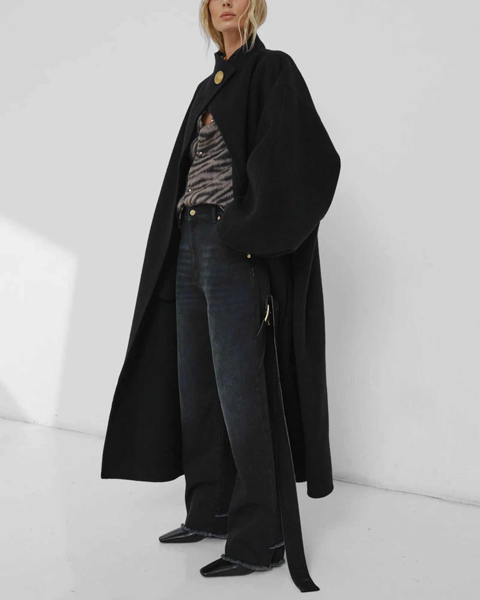 North Oversized Coat sold by TNT Fashion product image thumbnail 3