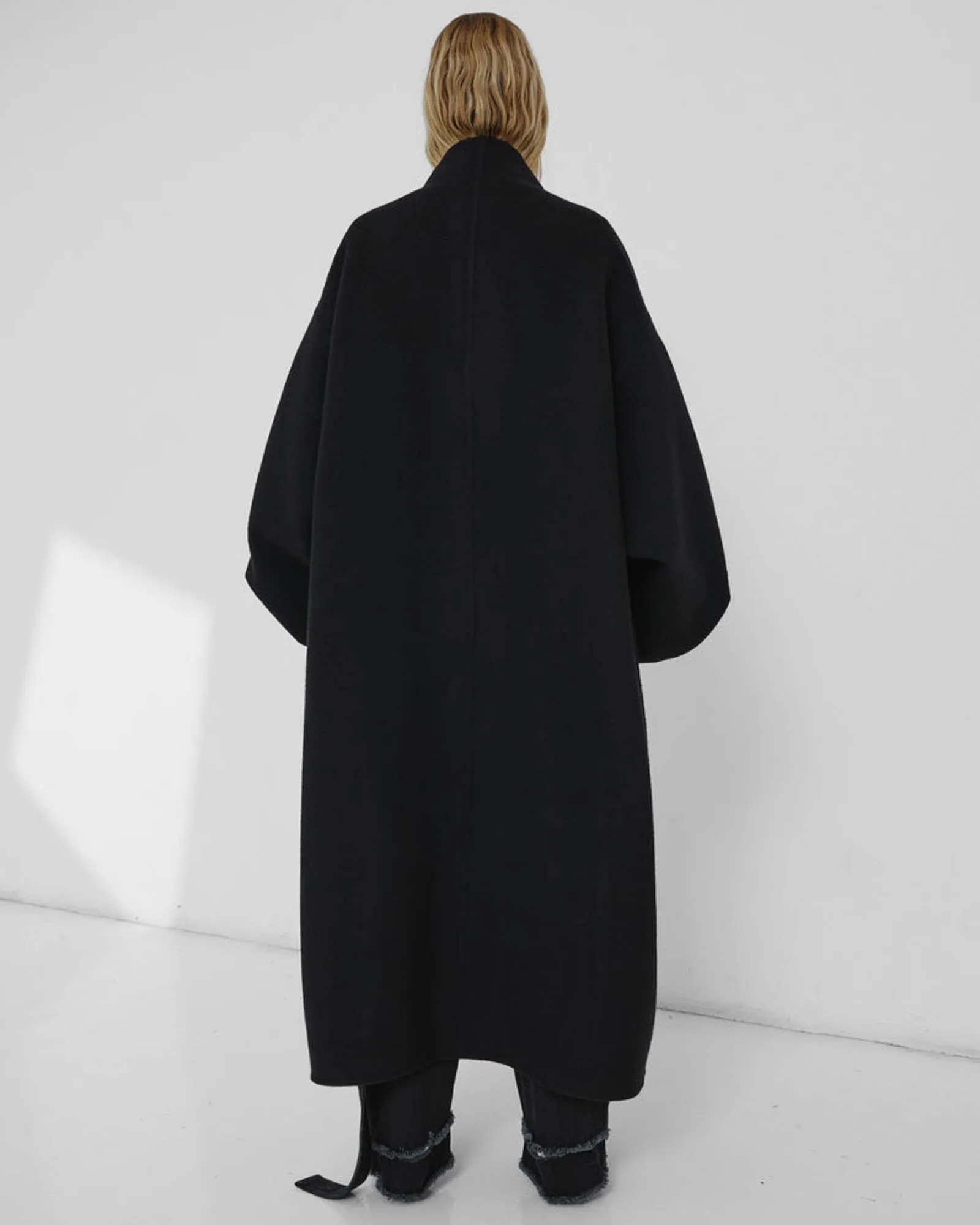 North Oversized Coat sold by TNT Fashion product image thumbnail 2