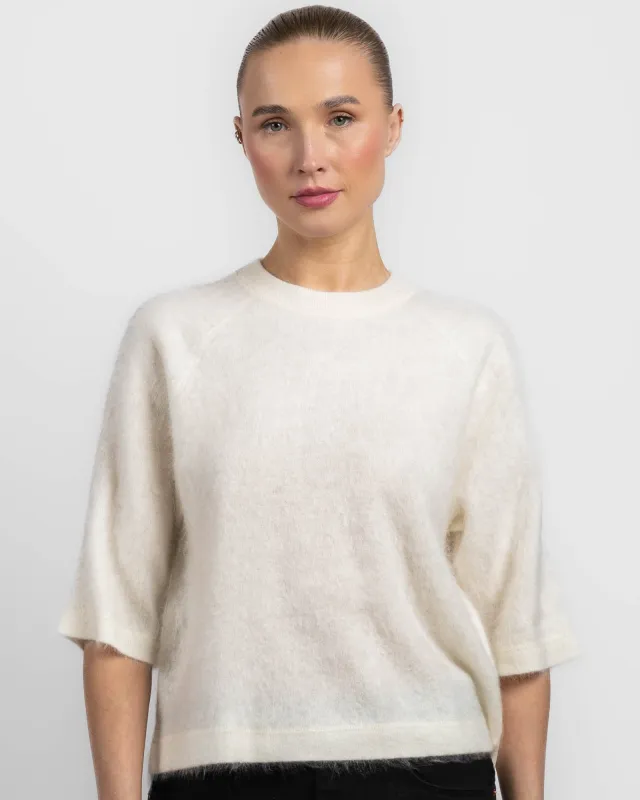 Oversized Three-Quarter Sleeve Crewneck sold by TNT Fashion