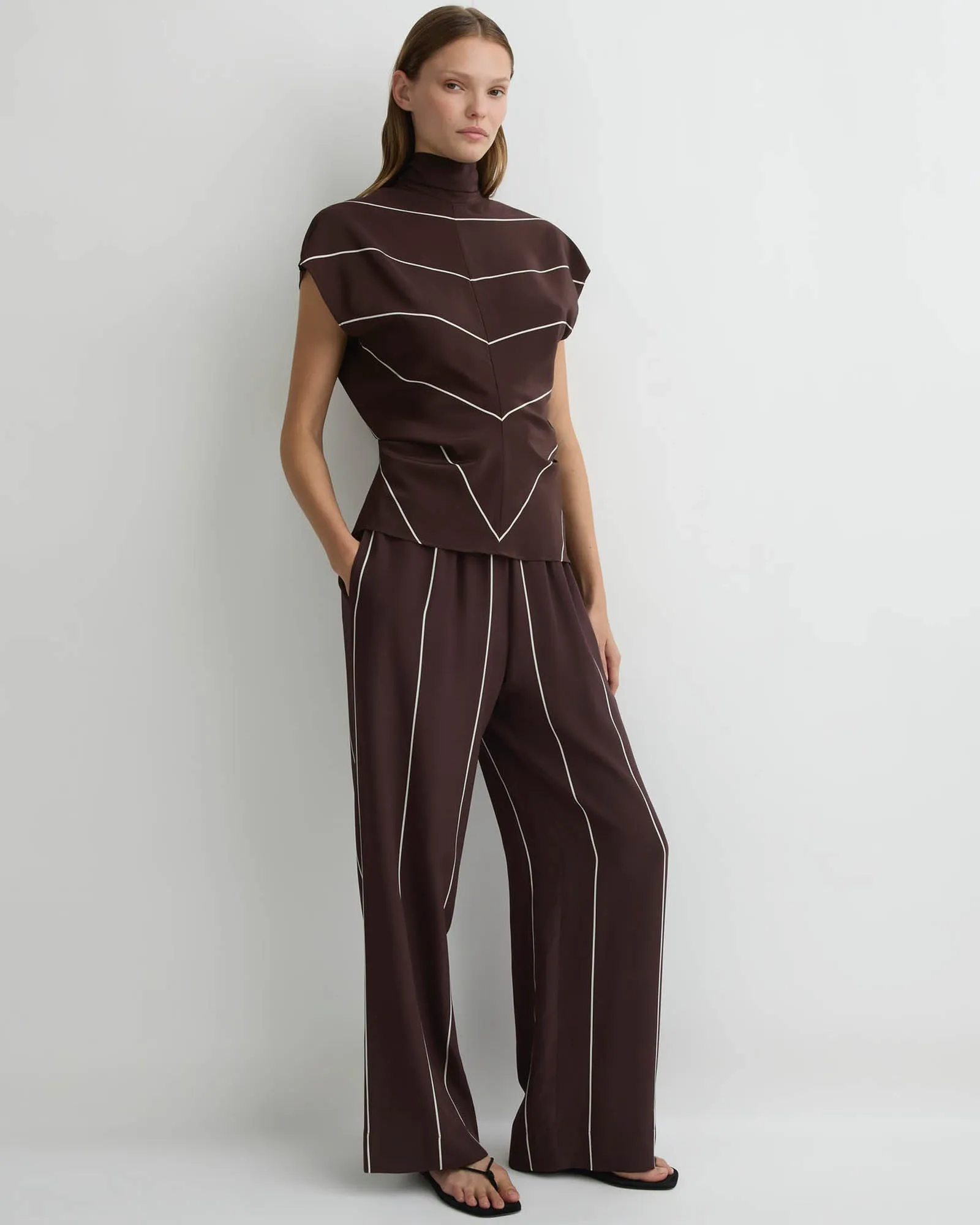 Orta Silk Pants sold by TNT Fashion product image thumbnail 4