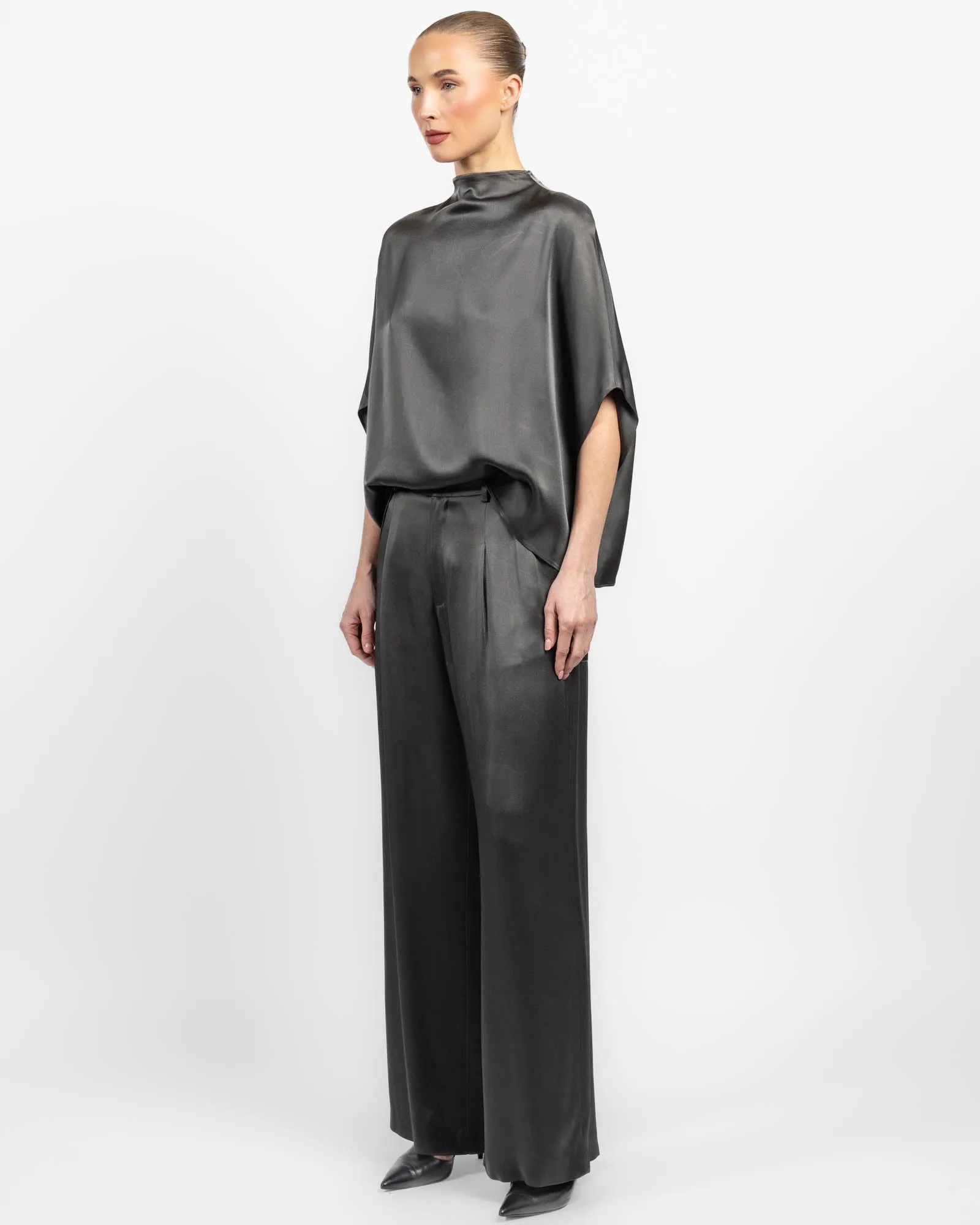 Relaxed Pleated Pants sold by TNT Fashion product image thumbnail 4