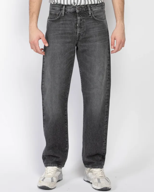 1996 Jeans sold by TNT Fashion